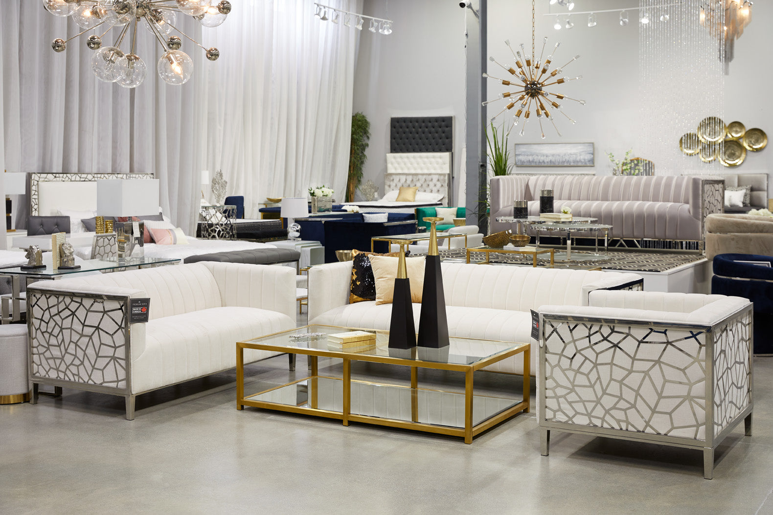 Contemporary Contrast Mya Pillar Candle Holder Duo