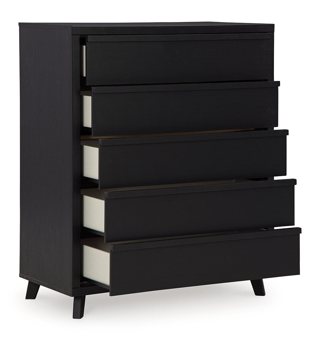 Danziar King Panel Bed with Mirrored Dresser, Chest and Nightstand