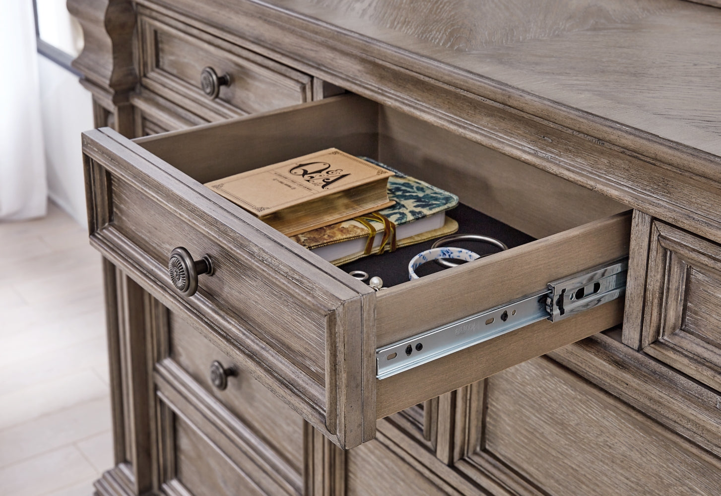 B916B1-IMG6