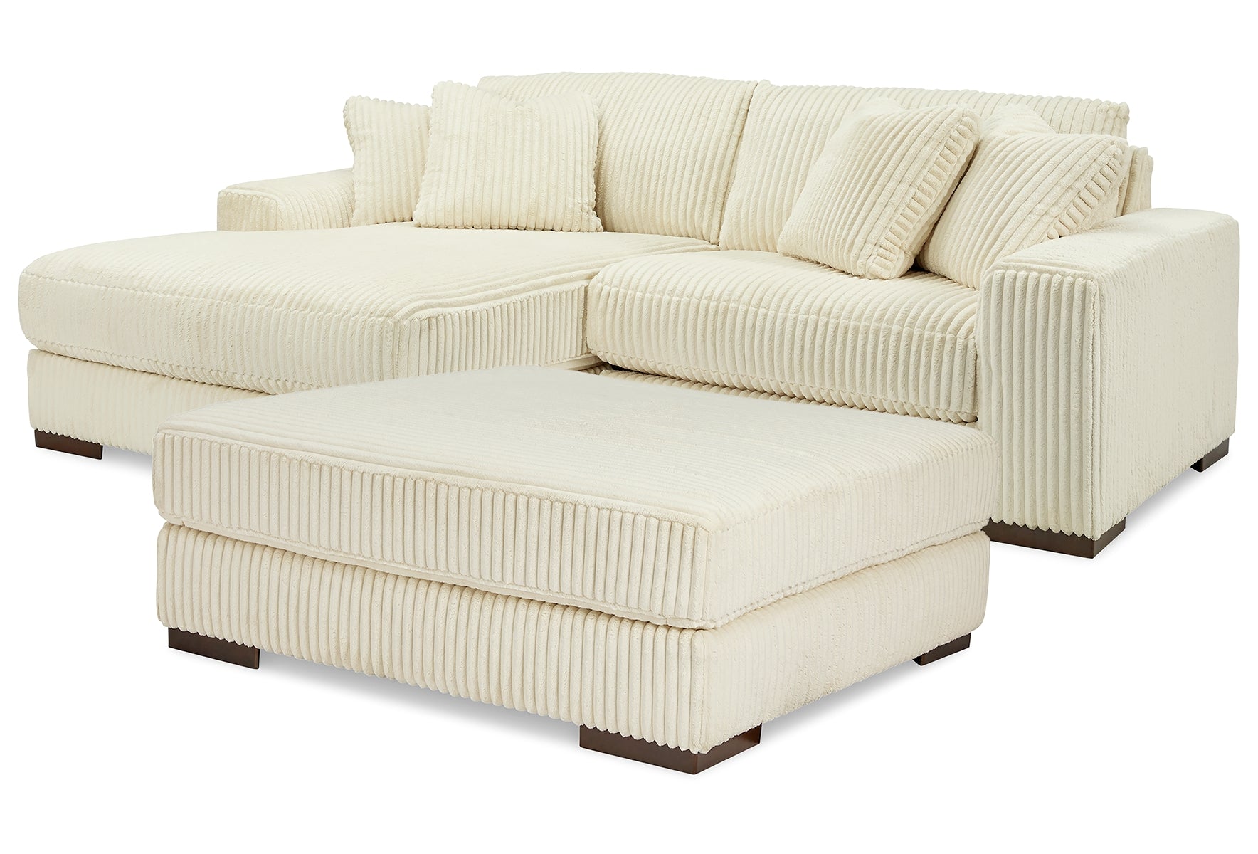 Lindyn 2-Piece Sectional with Ottoman
