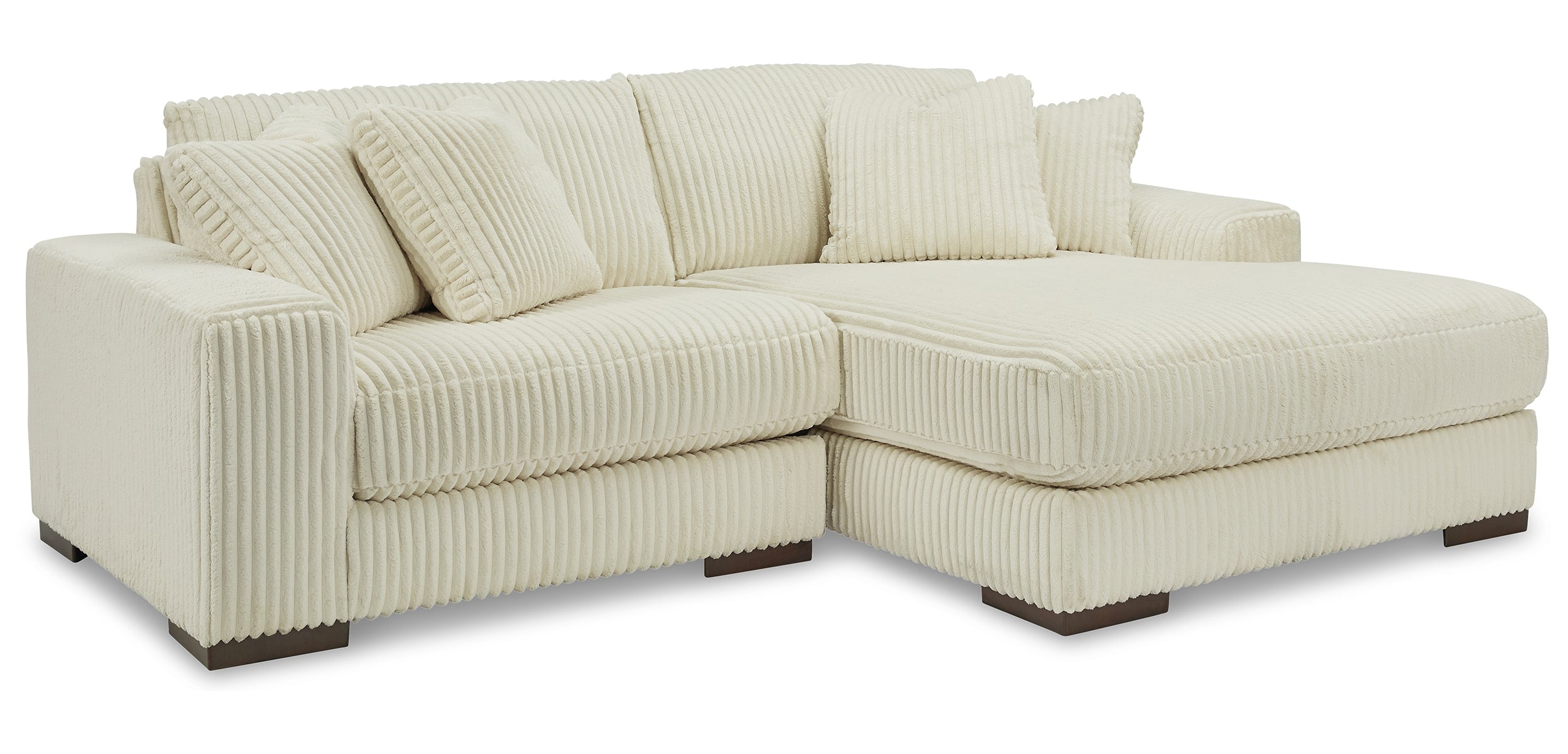 Lindyn 2-Piece Sectional with Chaise