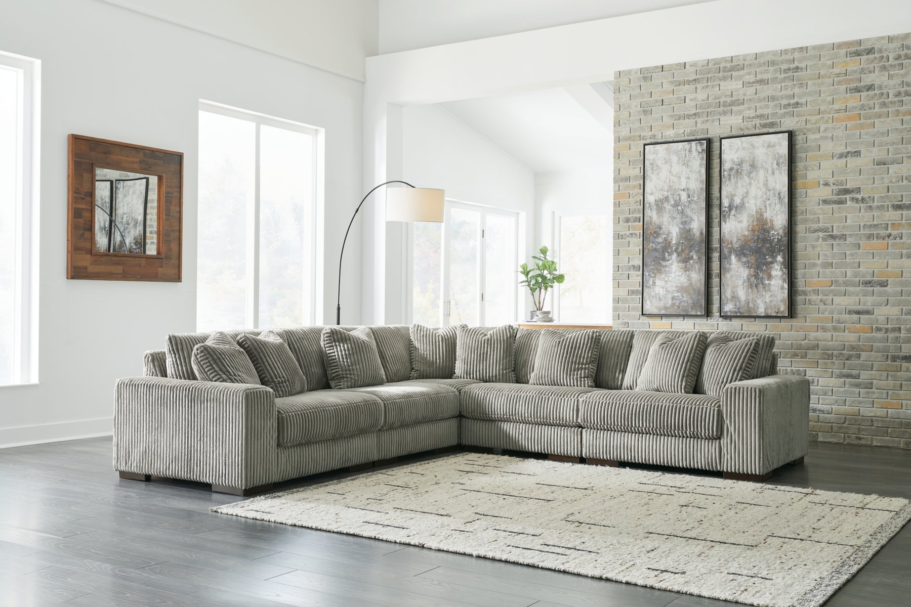 Lindyn 5-Piece Sectional with Ottoman