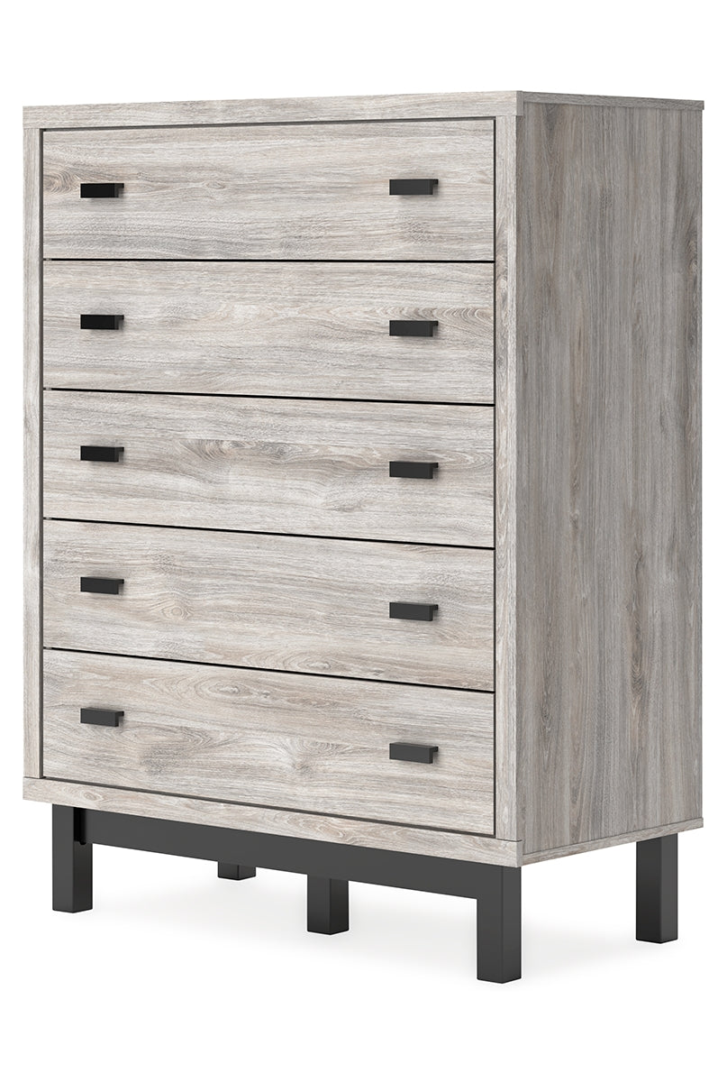 Vessalli Queen Panel Bed with Mirrored Dresser and Chest