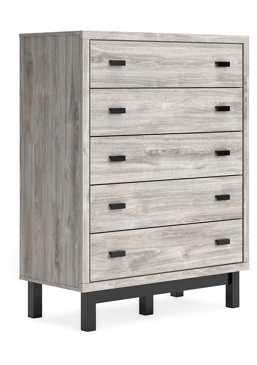 Vessalli Queen Panel Bed with Mirrored Dresser and Chest