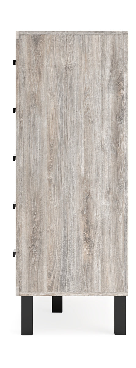 Vessalli Queen Panel Bed with Mirrored Dresser and Chest