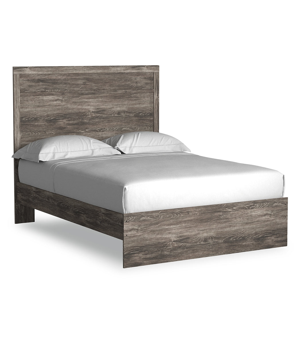 Ralinksi Full Panel Bed with Mirrored Dresser and Nightstand