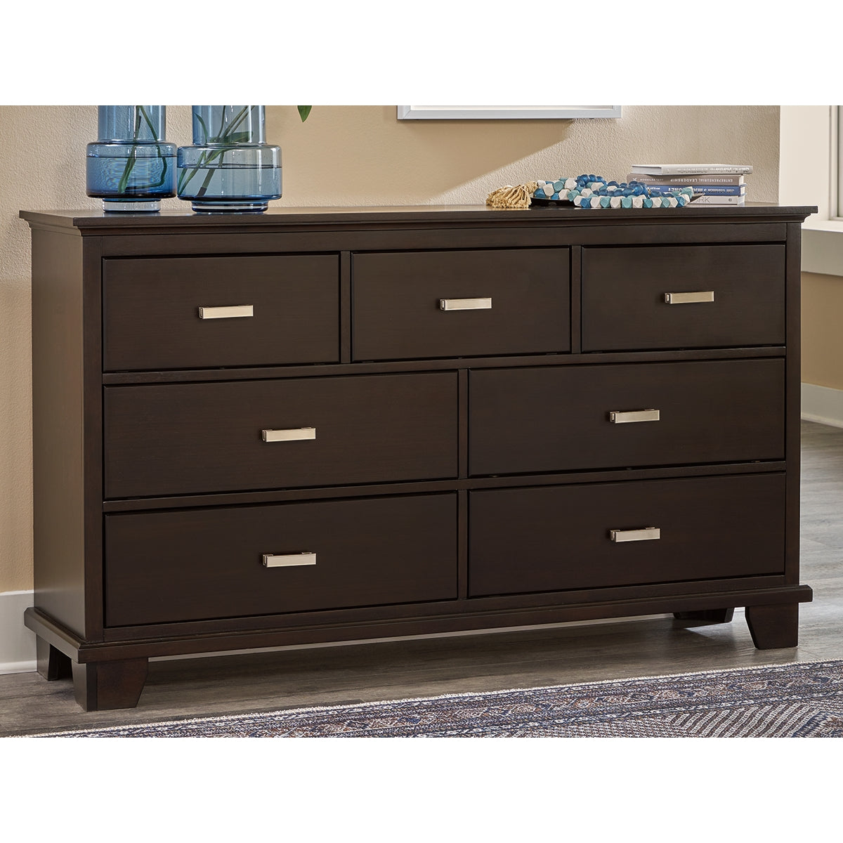 Covetown Dresser