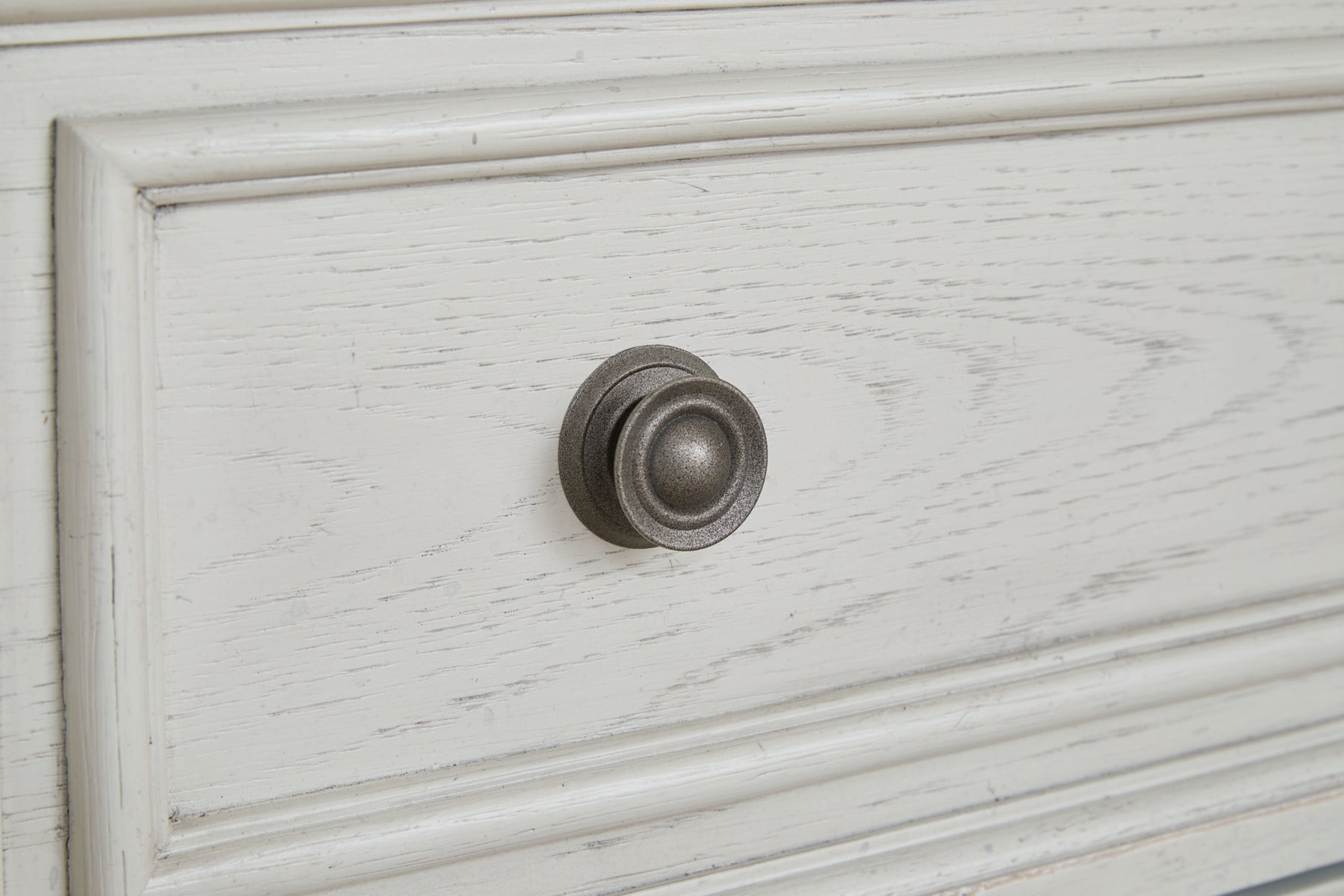 Robbinsdale King Sleigh Bed with Storage with Mirrored Dresser