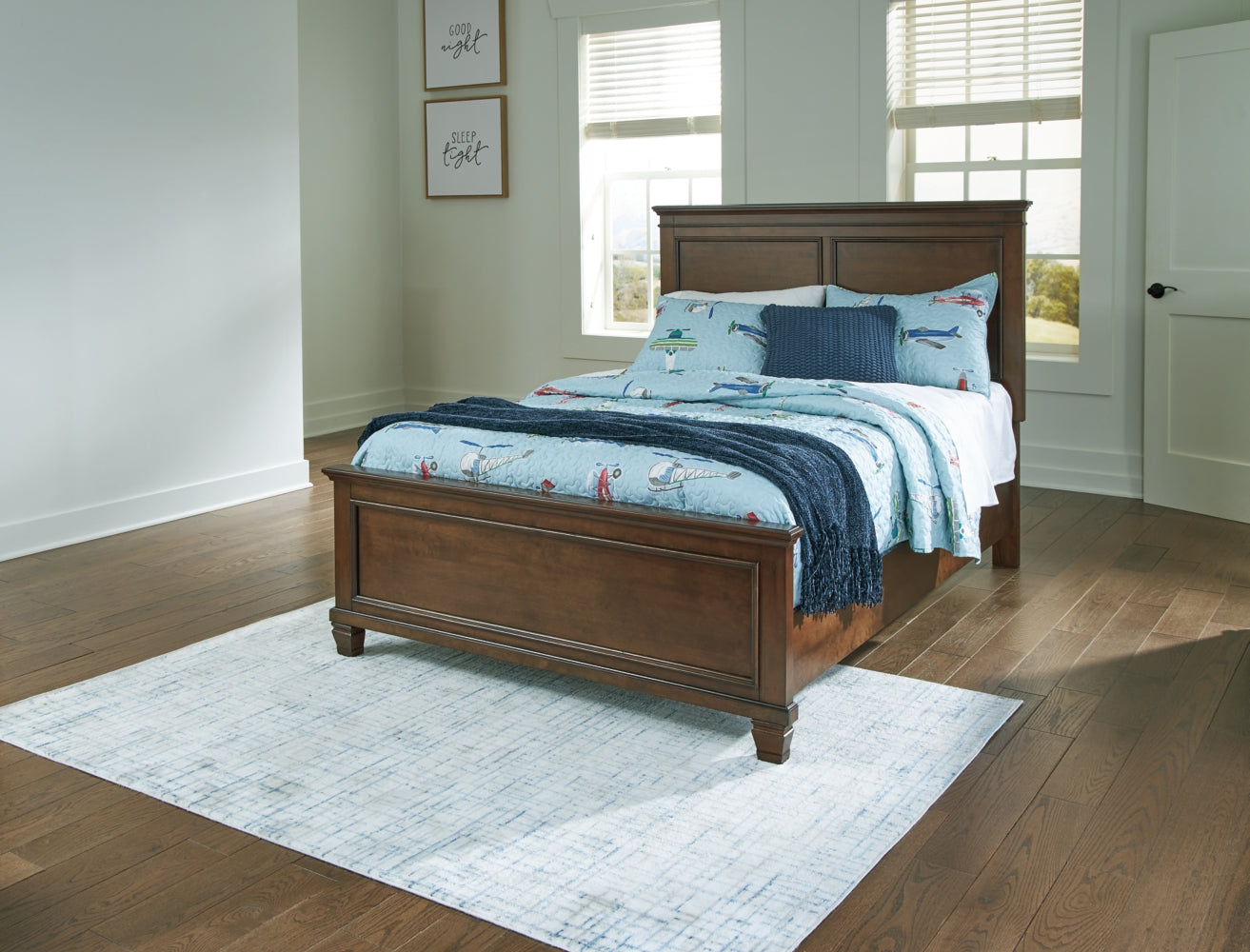PKG015201_B685B8-ROOMIMAGE