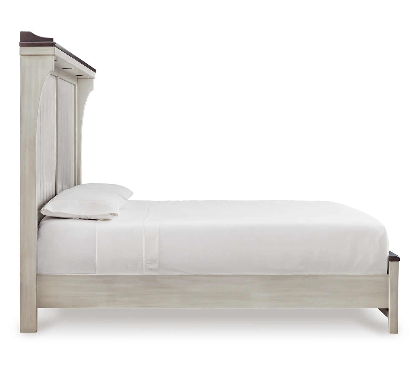 Darborn Queen Panel Bed with Mirrored Dresser and Chest