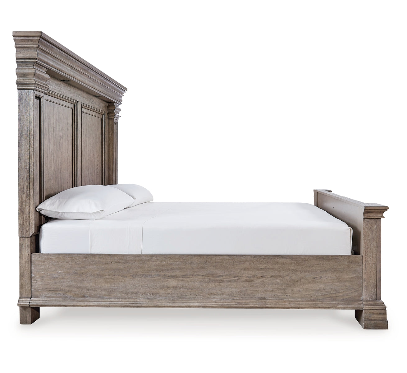 Blairhurst King Panel Bed with Mirrored Dresser, Chest and 2 Nightstands