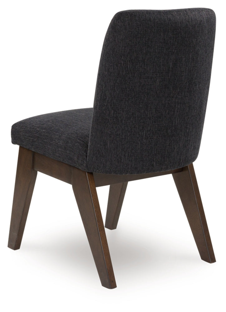 Kendamor Extendable Dining Set