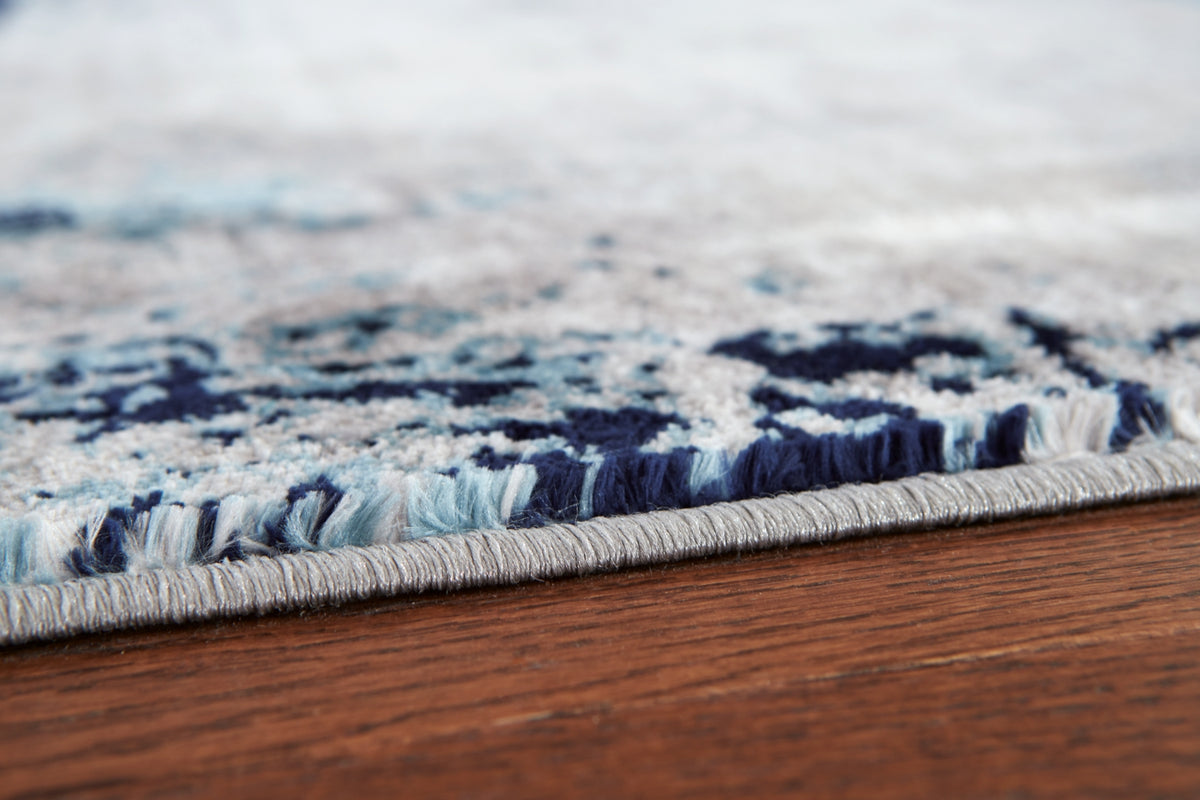 Leonelle Area Rugs