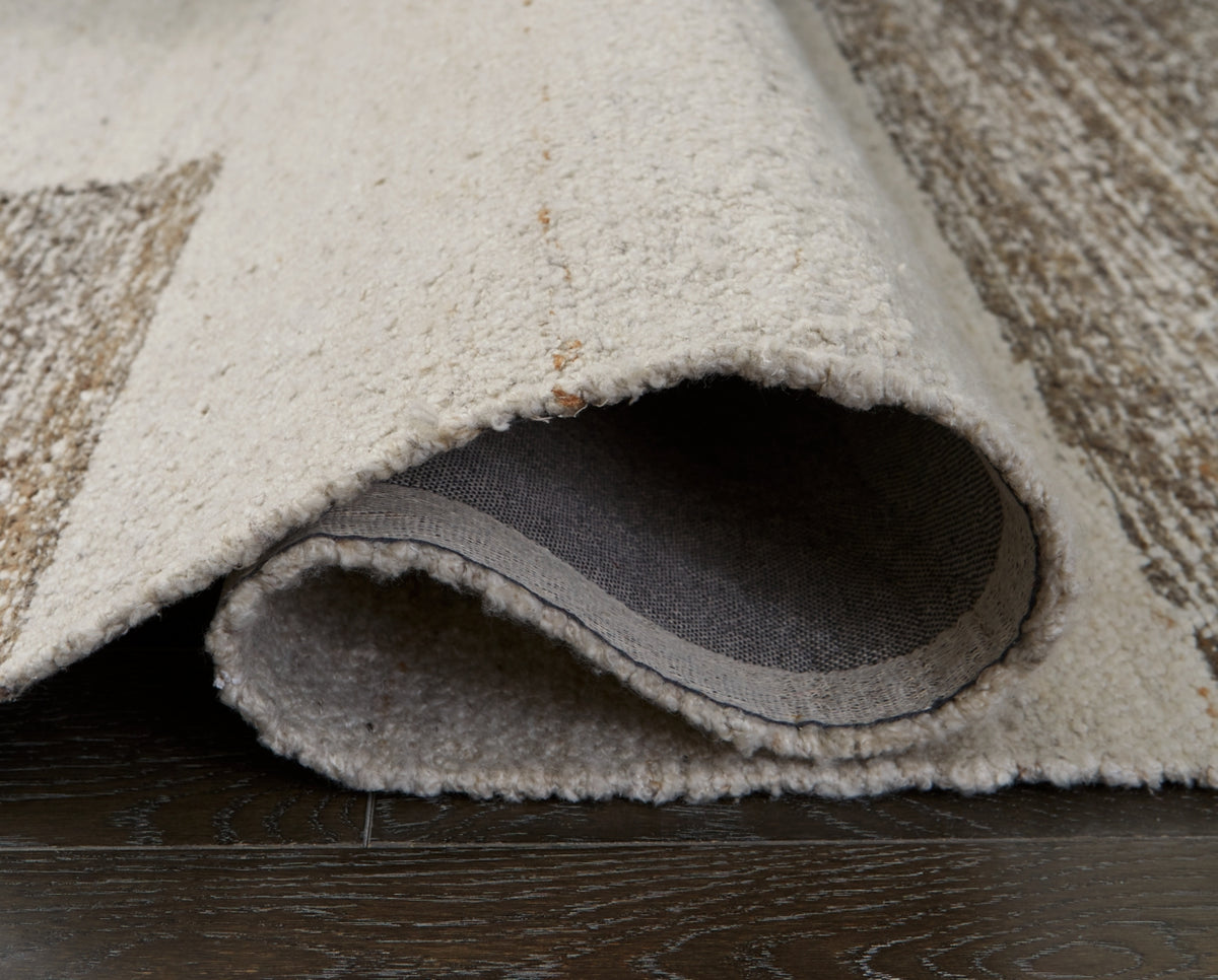 Barus Area Rugs