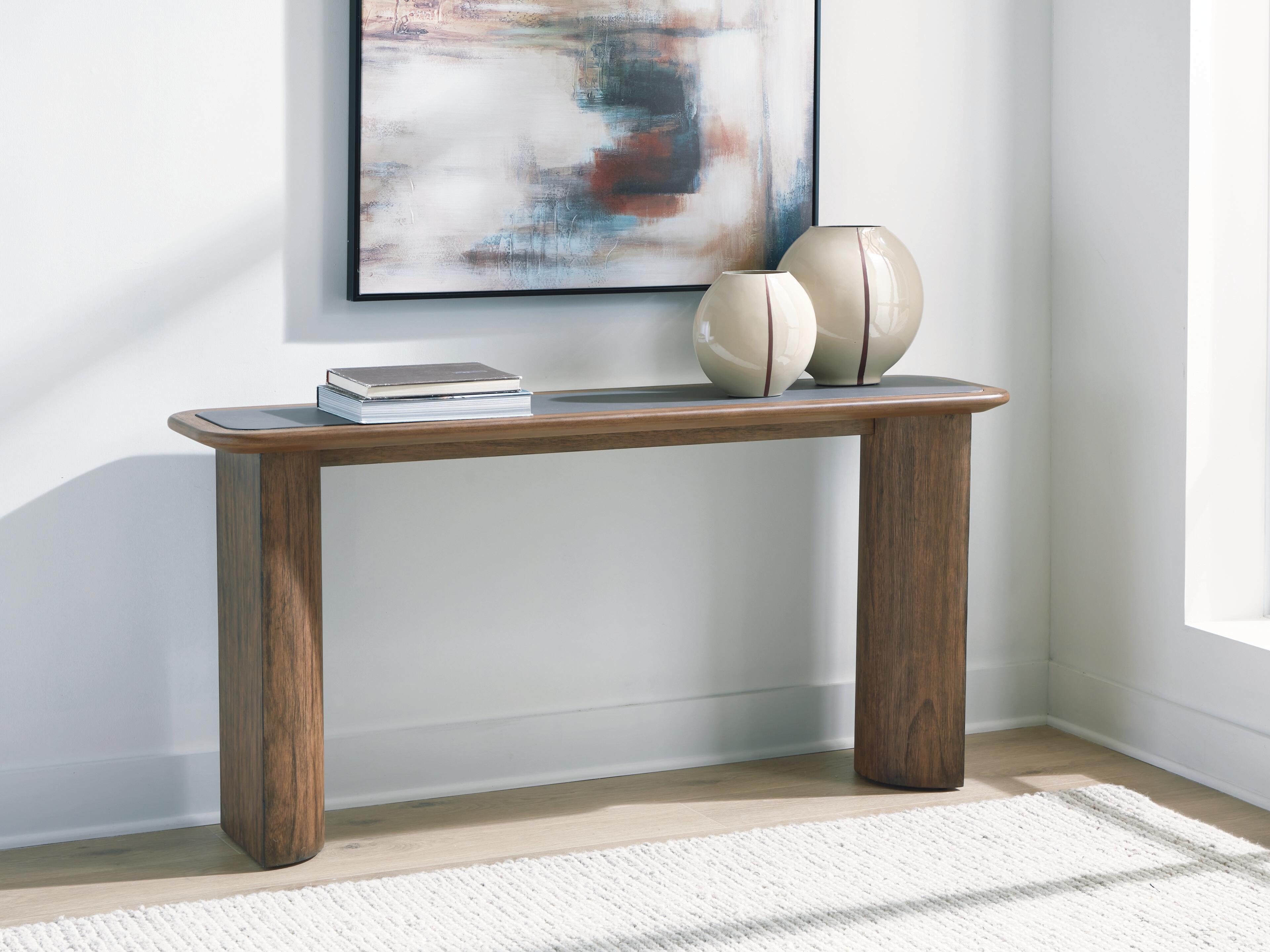 T563-4-ROOMIMAGE