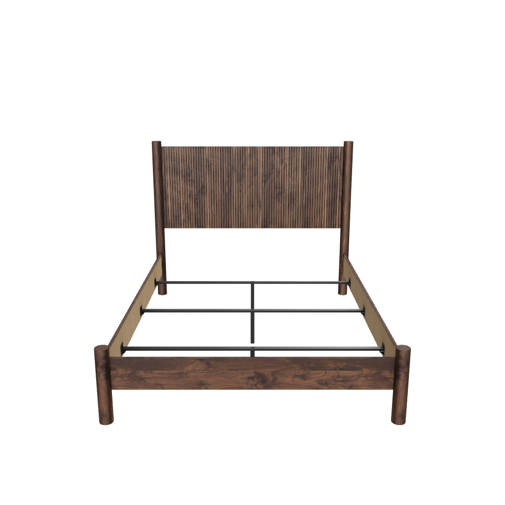 Pamytta Queen Panel Bed