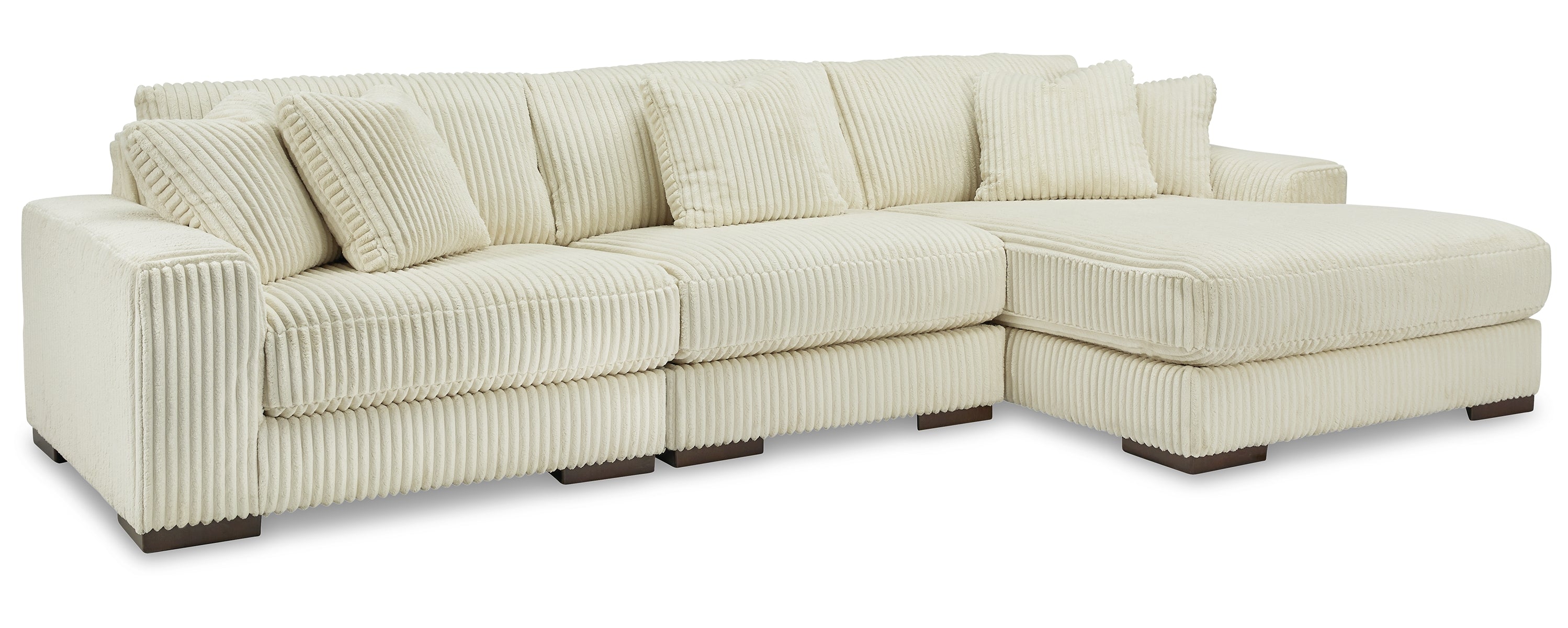 Lindyn 3-Piece Sectional with Chaise