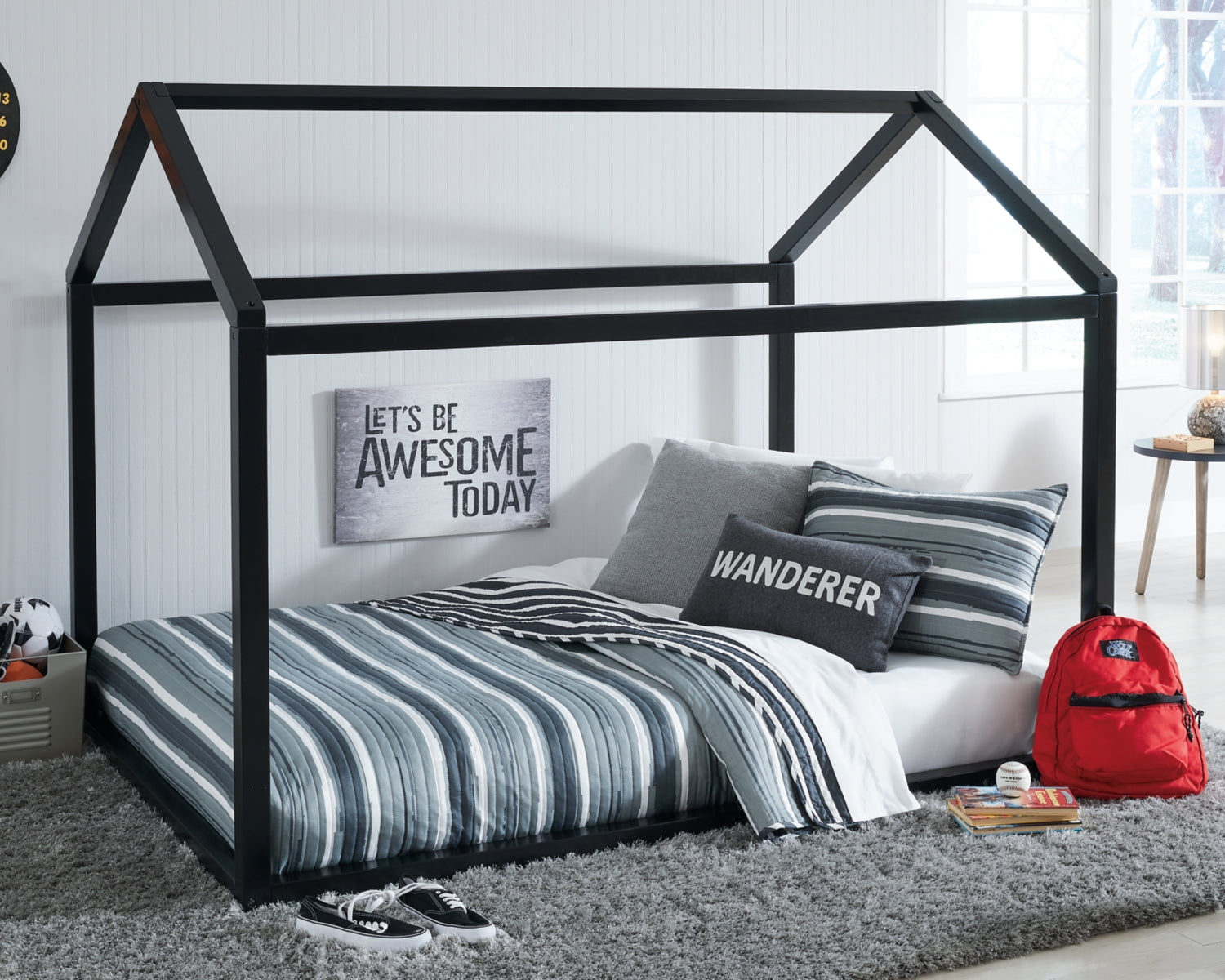 Flannibrook Full House Bed Frame