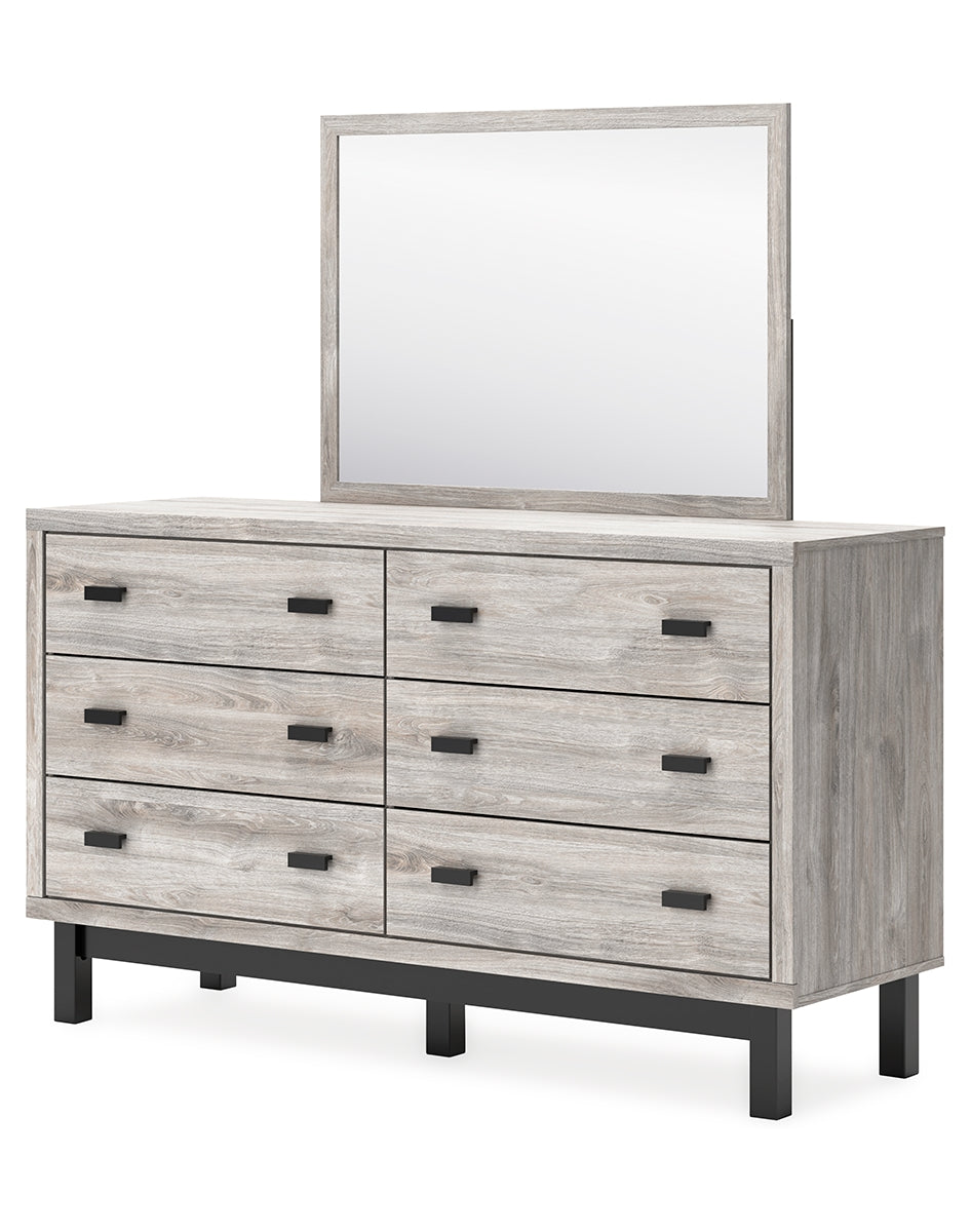 Vessalli King Panel Bed with Mirrored Dresser