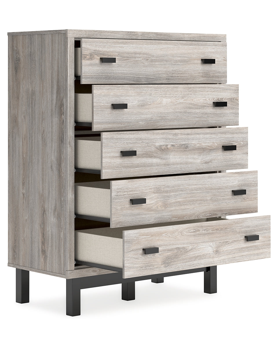 Vessalli Chest of Drawers