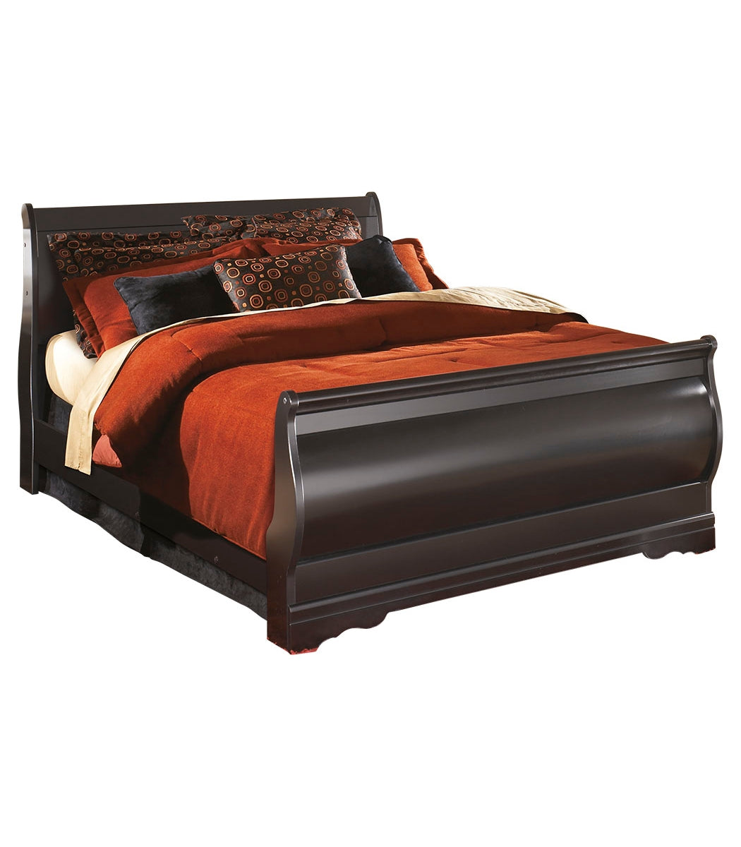 Huey Vineyard Full Sleigh Bed with Mirrored Dresser and Nightstand