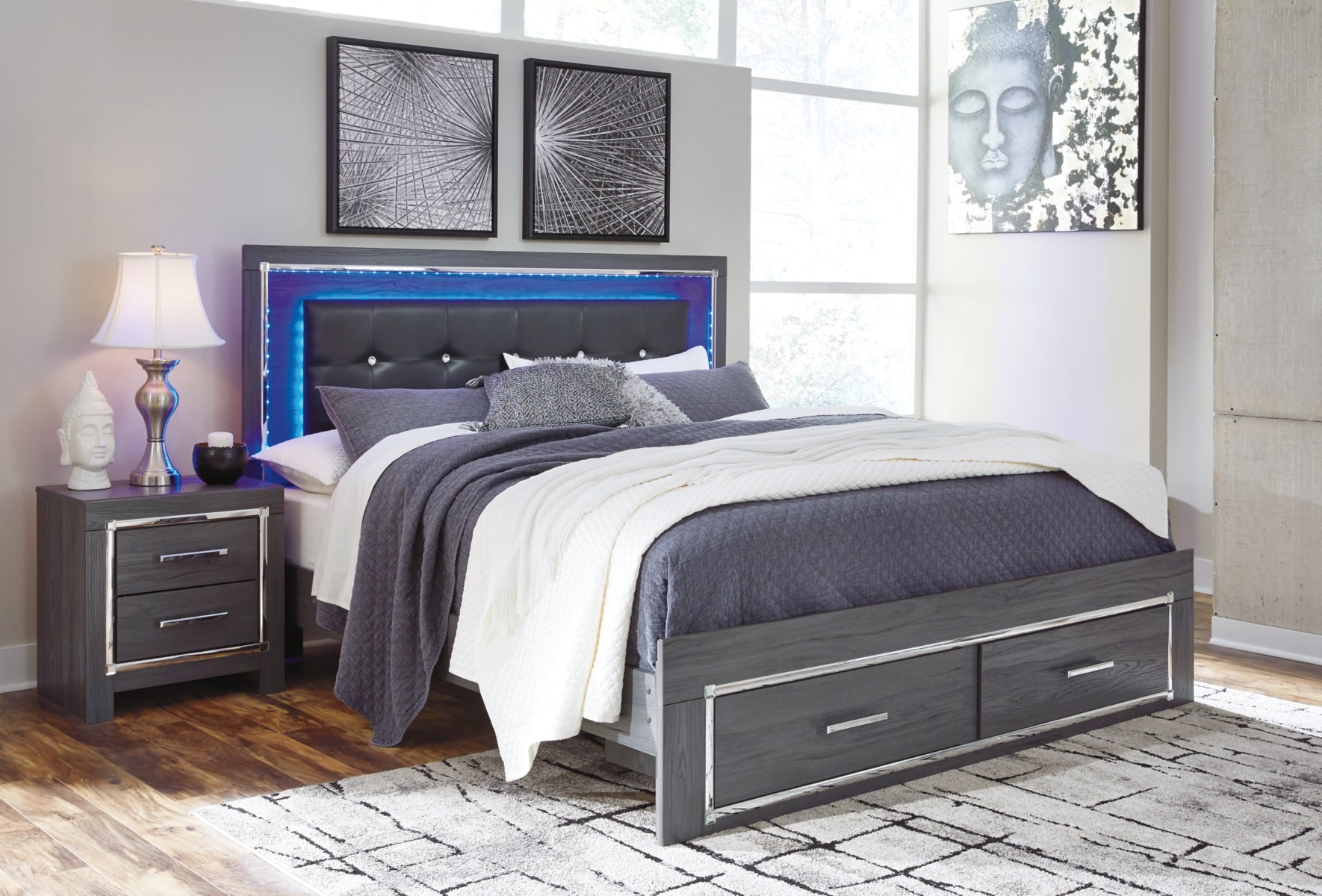 Lodanna King Panel Bed with 2 Storage Drawers with Dresser