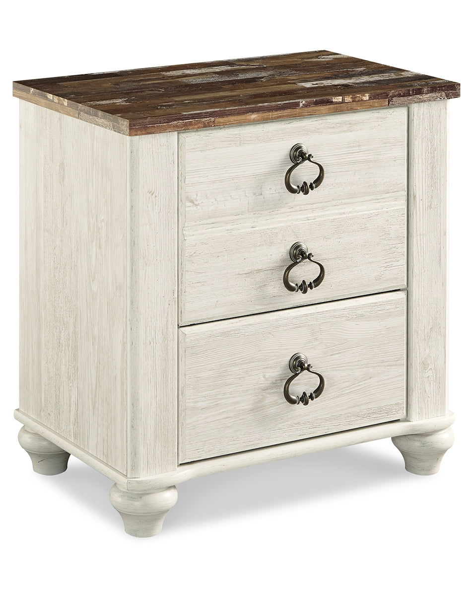 Willowton Queen Panel Bed with Mirrored Dresser and Nightstand