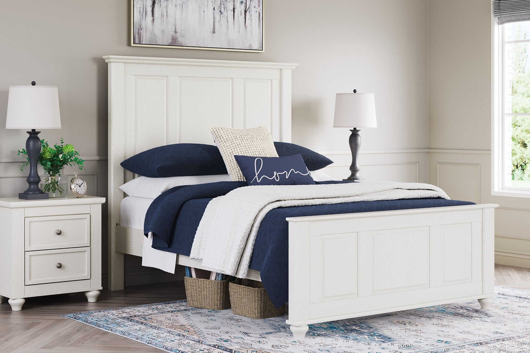 Grantoni Queen Panel Bed with Mirrored Dresser and 2 Nightstands