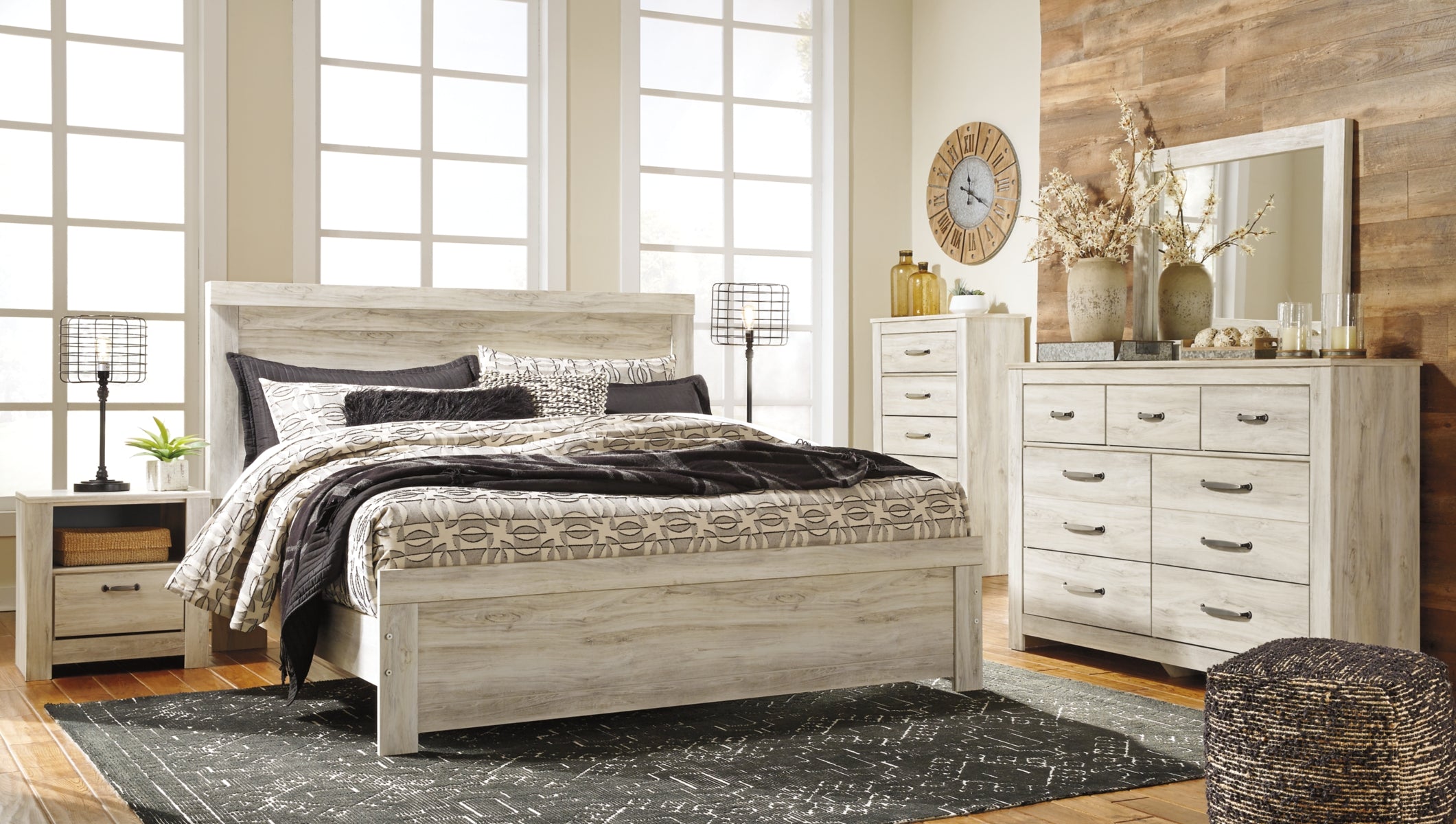 Bellaby King Panel Bed with Mirrored Dresser, Chest and 2 Nightstands