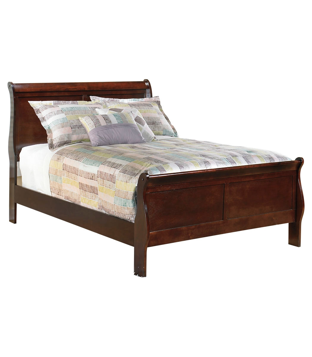 Alisdair Full Sleigh Bed with Mirrored Dresser and Chest