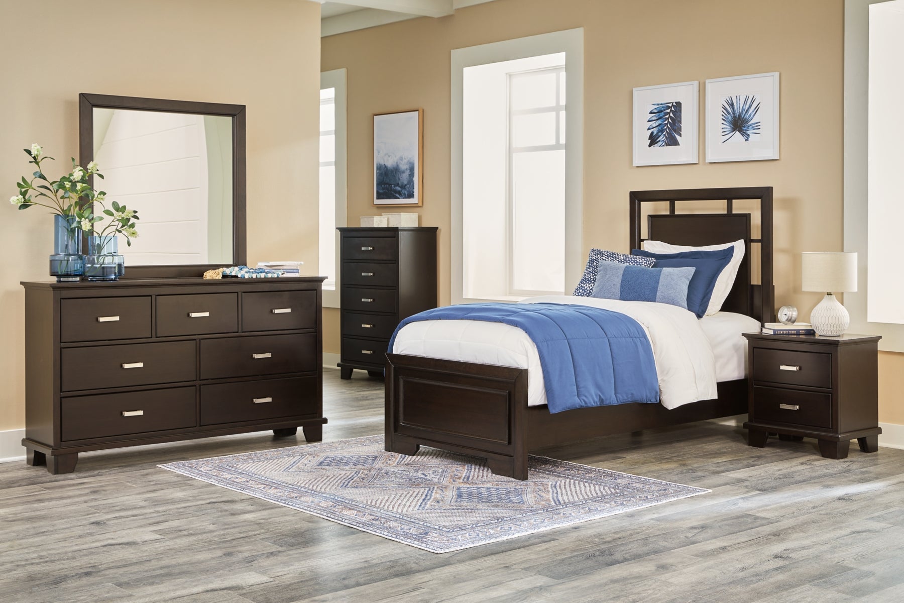 Covetown Full Panel Bed with Mirrored Dresser, Chest and Nightstand