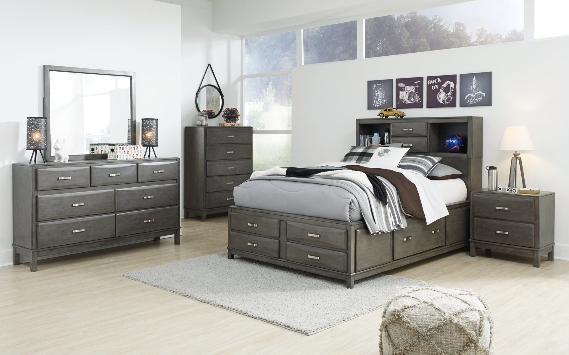 Caitbrook Full Storage Bed with 7 Storage Drawers with Mirrored Dresser and 2 Nightstands