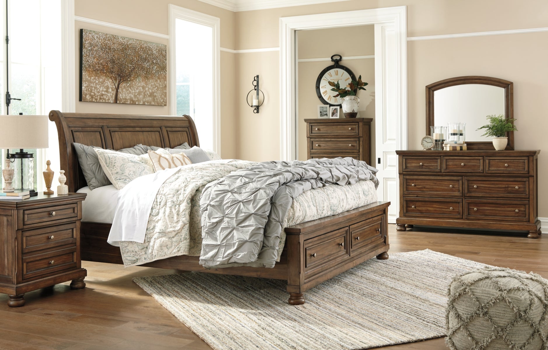 Flynnter King Sleigh Bed with 2 Storage Drawers with Mirrored Dresser, Chest and Nightstand
