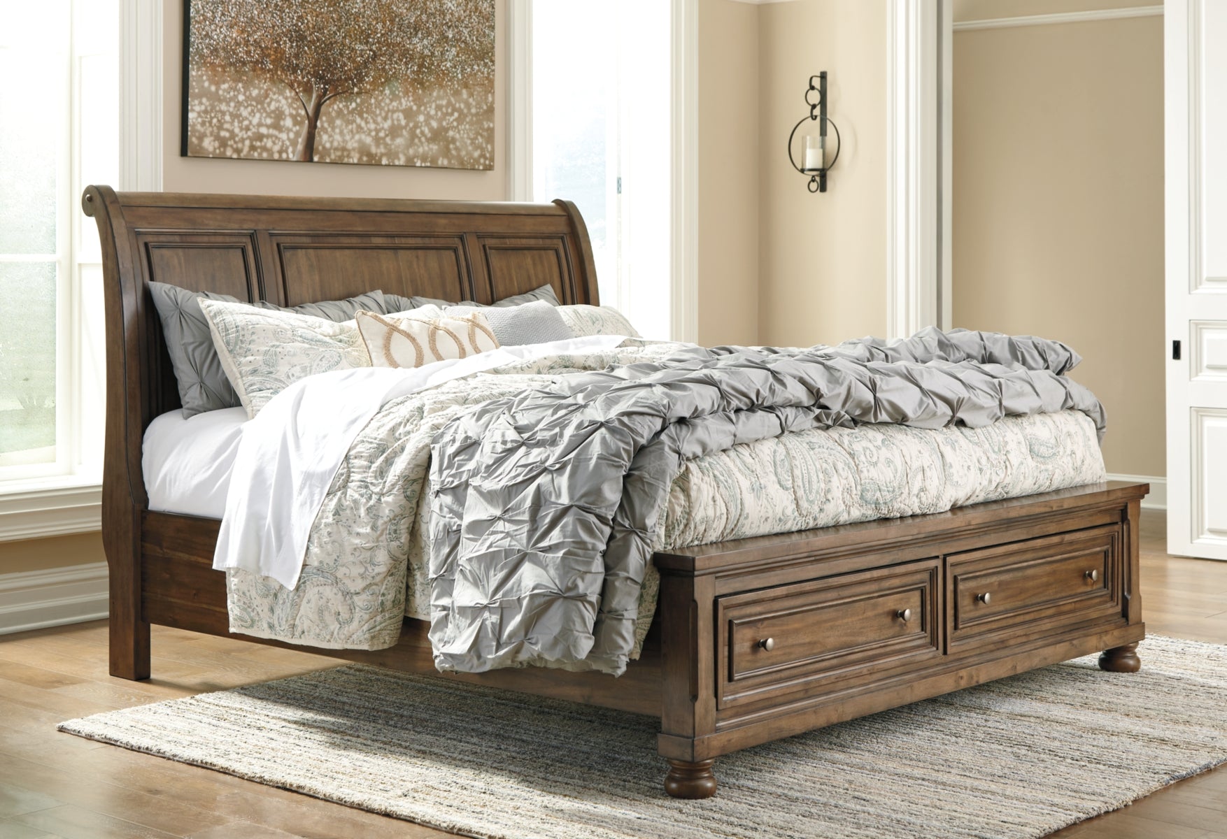 Flynnter King Sleigh Bed with 2 Storage Drawers with Mirrored Dresser and 2 Nightstands