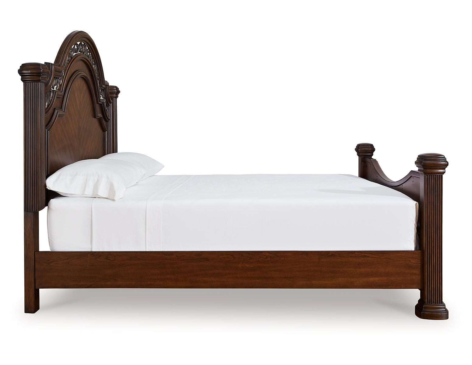 Lavinton Queen Poster Bed