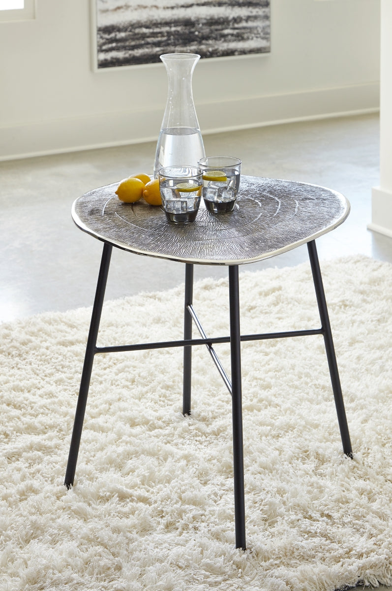 Laverford Coffee Table with 1 End Table