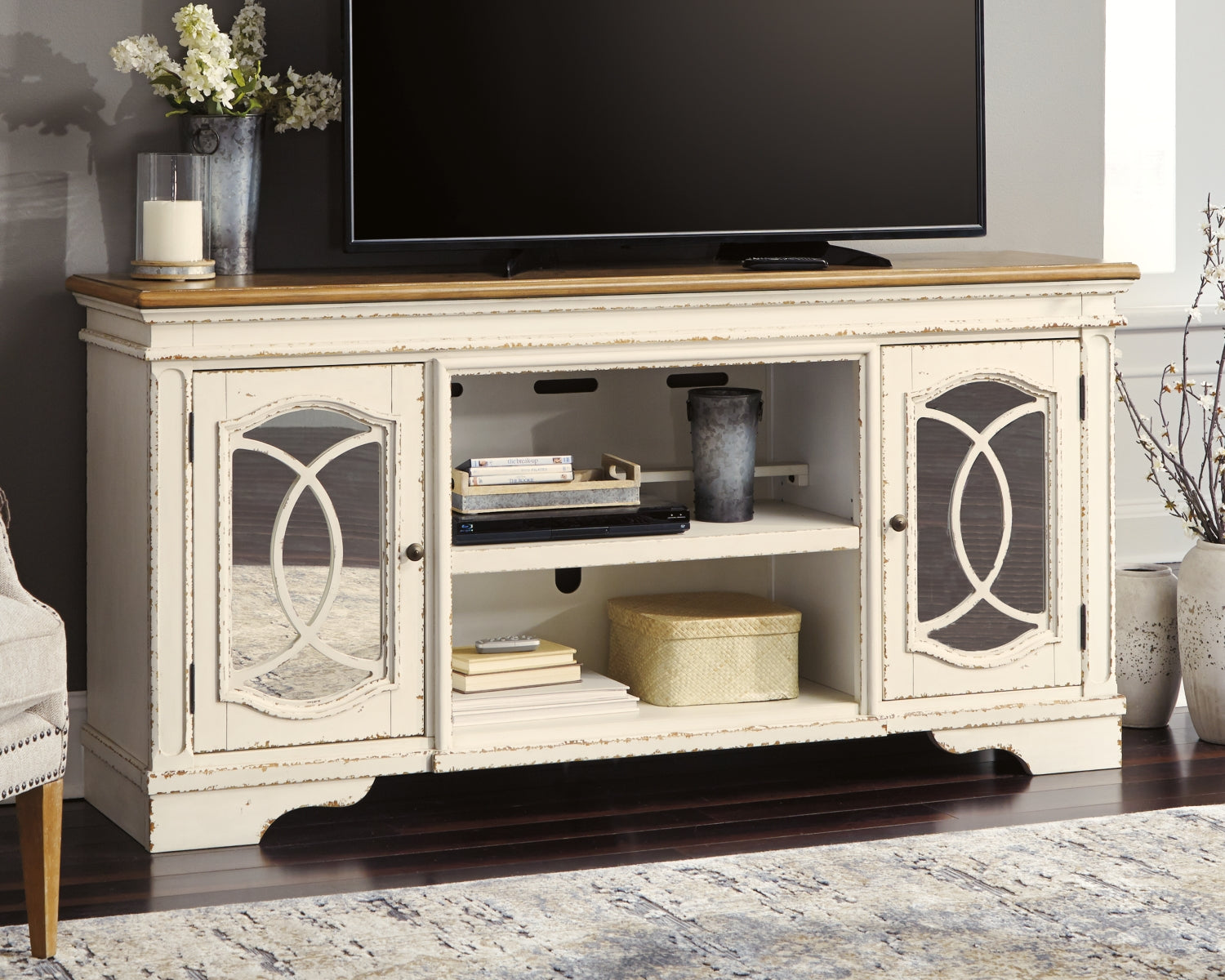 Realyn 74" TV Stand